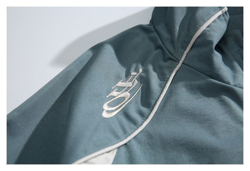 Windbreakers "520", White, M